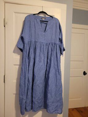 Artemesia sripted linen dress 100% linen - Large